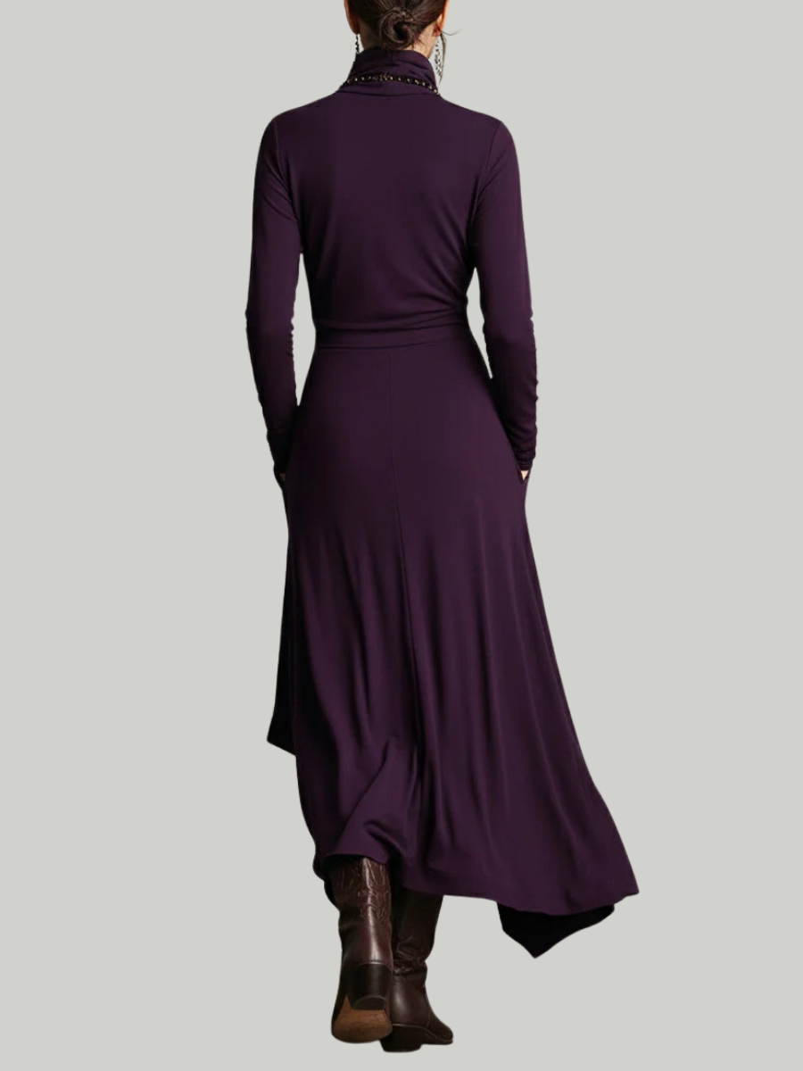 Sandra | Robe maxi plissée asymétrique à col montant violet