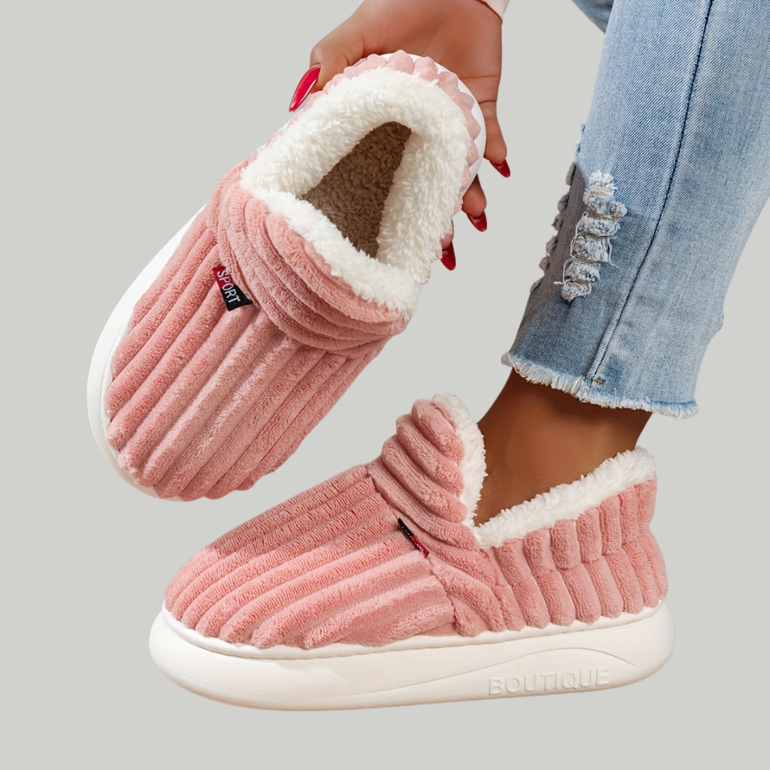 Chaussons en peluche CozyStep