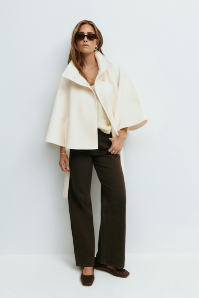 Alizée | Veste cape à ceinture