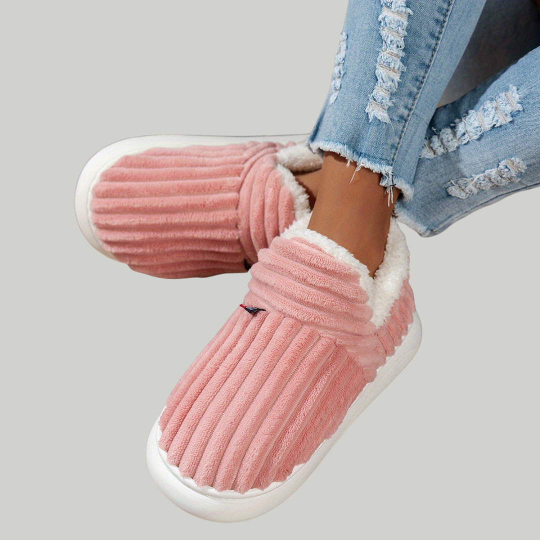 Chaussons en peluche CozyStep