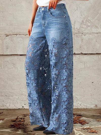 Séraphine | Jean évasé en denim avec incrustations dentelle florale