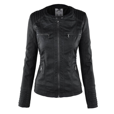 Kara | Veste motard à capuche et silhouette féminine