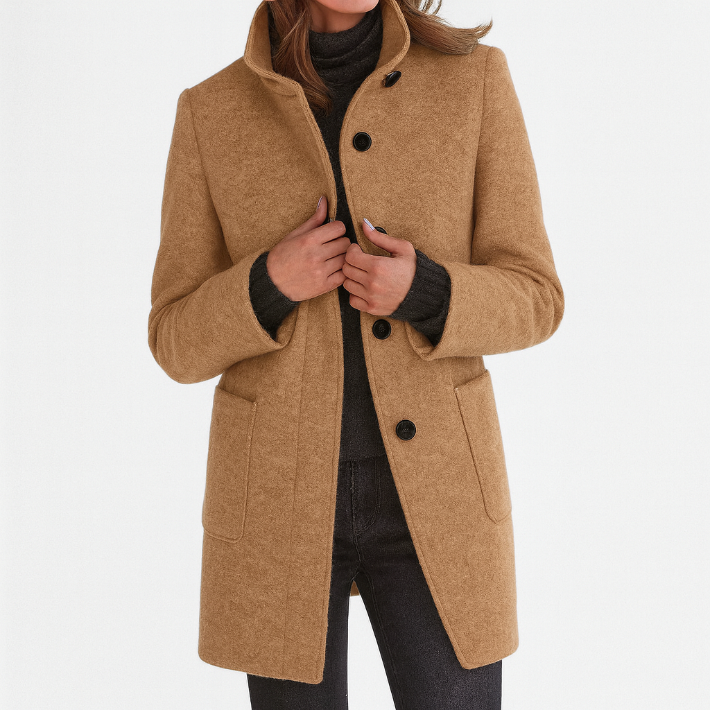 Daphné | Manteau à col haut et à simple boutonnage