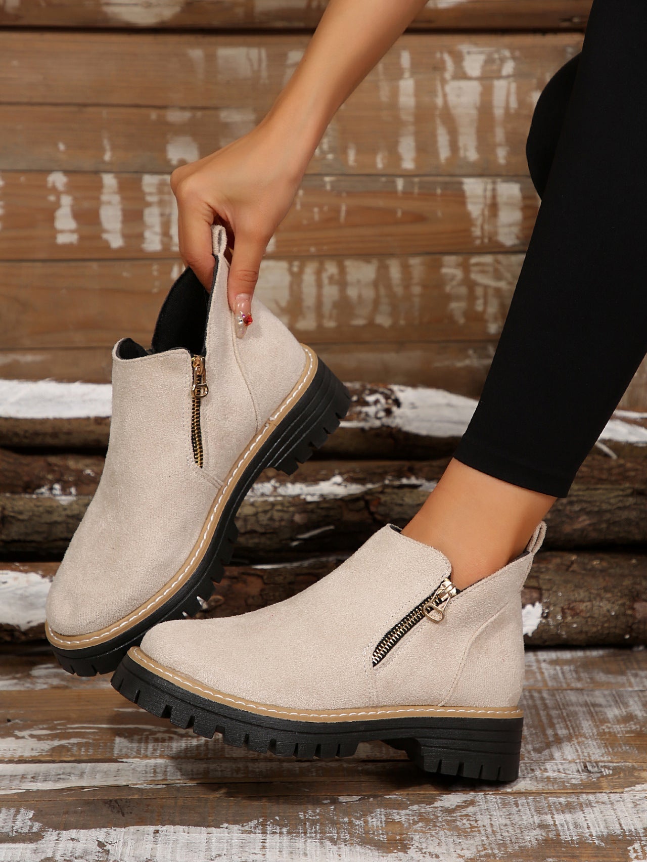 Morgane | Bottines en daim à talons épais