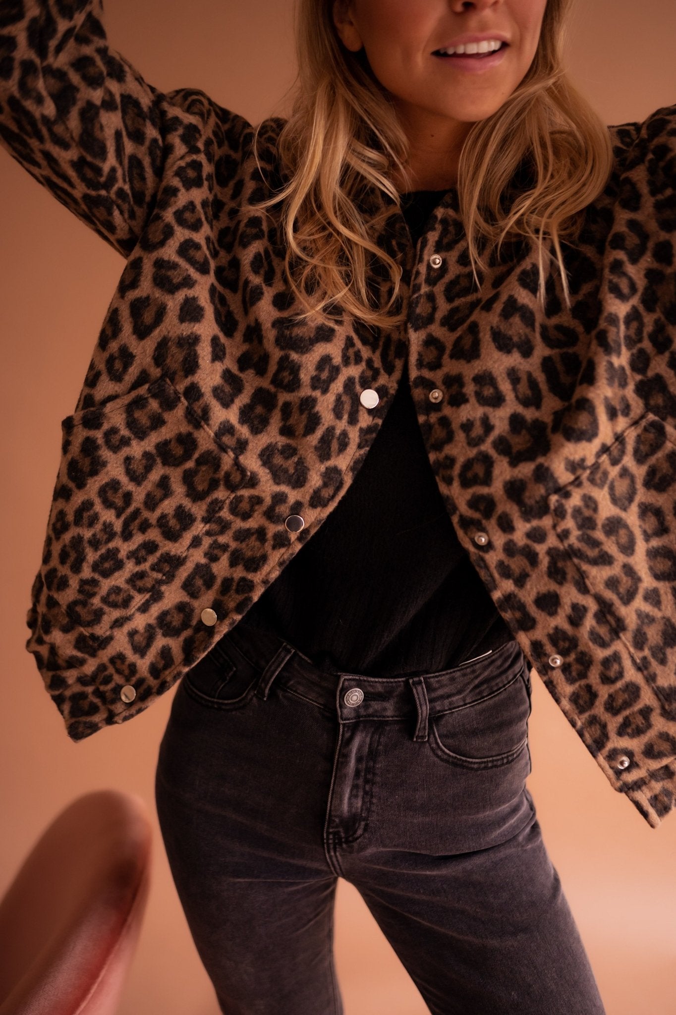 Léontine | Veste courte à imprimé léopard